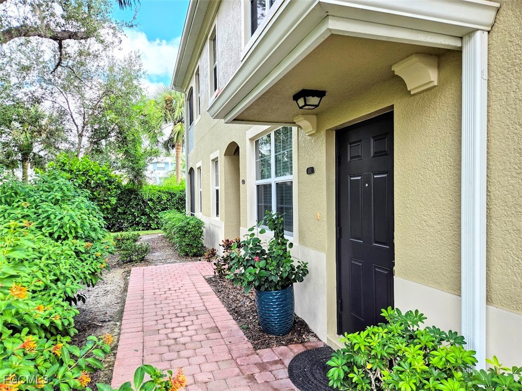 8541 Oakshade Circle #1 Fort Myers FL 33919 2025012991 image3