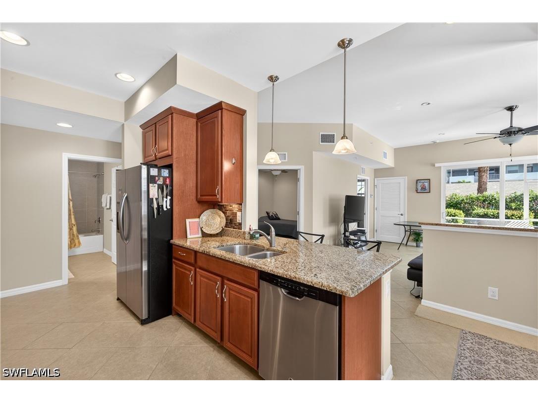 8541 Oakshade Circle #2 Fort Myers FL 33919 226018140 image12