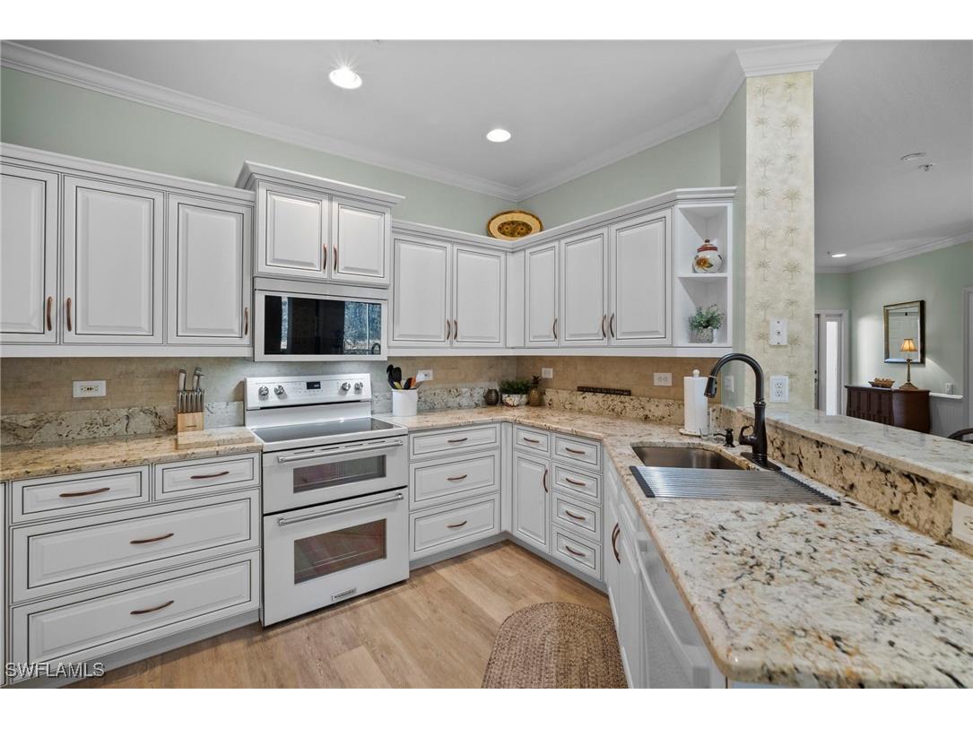 8545 Danbury Boulevard #102 Naples FL 34120 226003116 image2