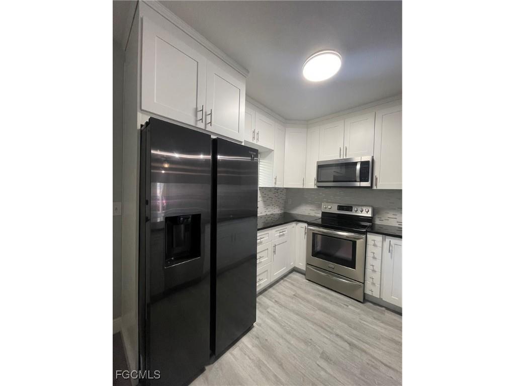 8546 Bernwood Cove Loop #1101 Fort Myers FL 33966 2025008144 image10