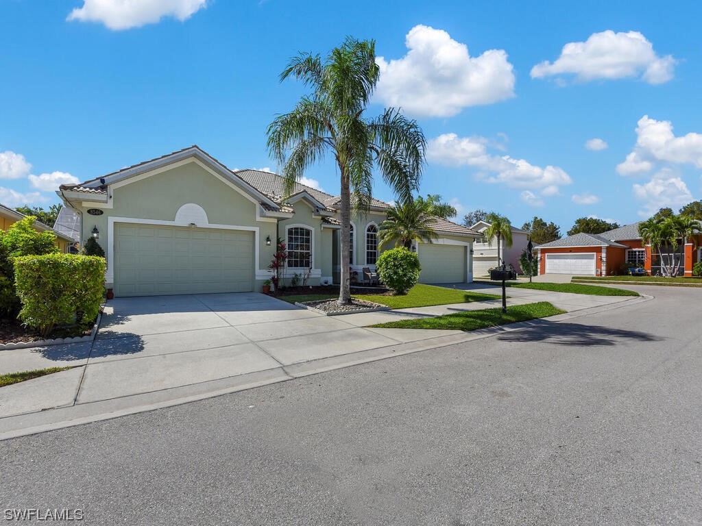 8546 Silk Oak Lane Naples FL 34119 223014117 image1