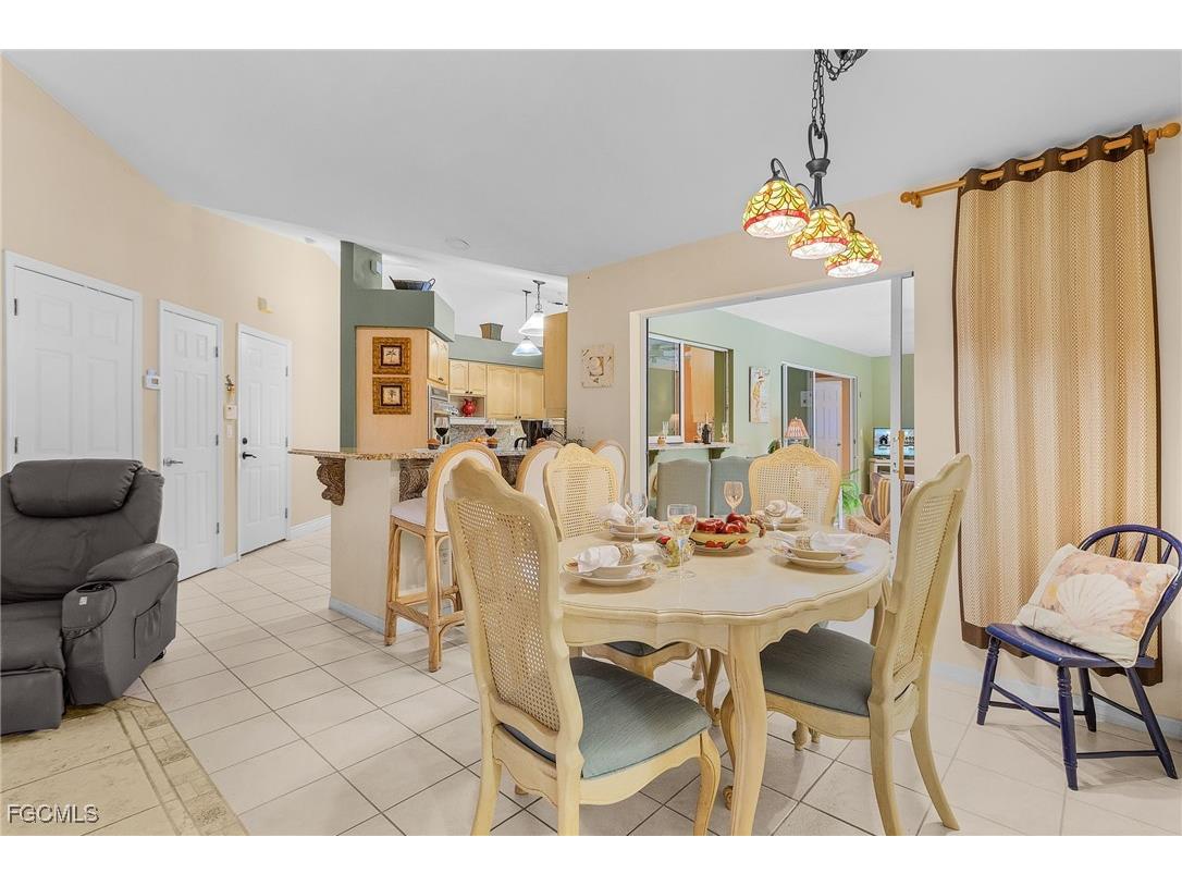 8549 S Lake Circle Fort Myers FL 33908 2025014171 image22