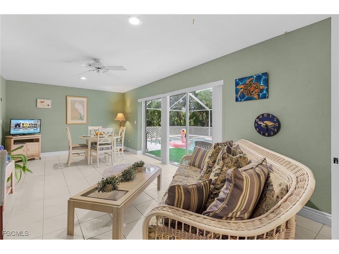 8549 S Lake Circle Fort Myers FL 33908 2025014171 image23