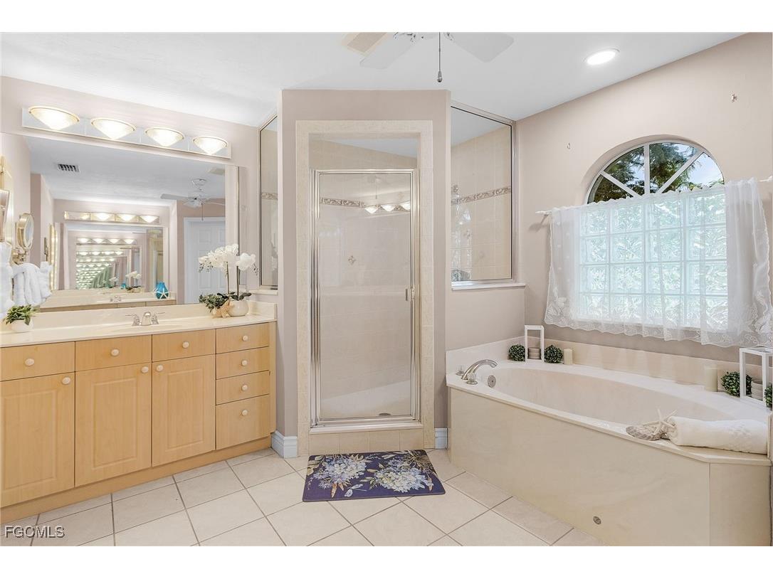 8549 S Lake Circle Fort Myers FL 33908 2025014171 image29