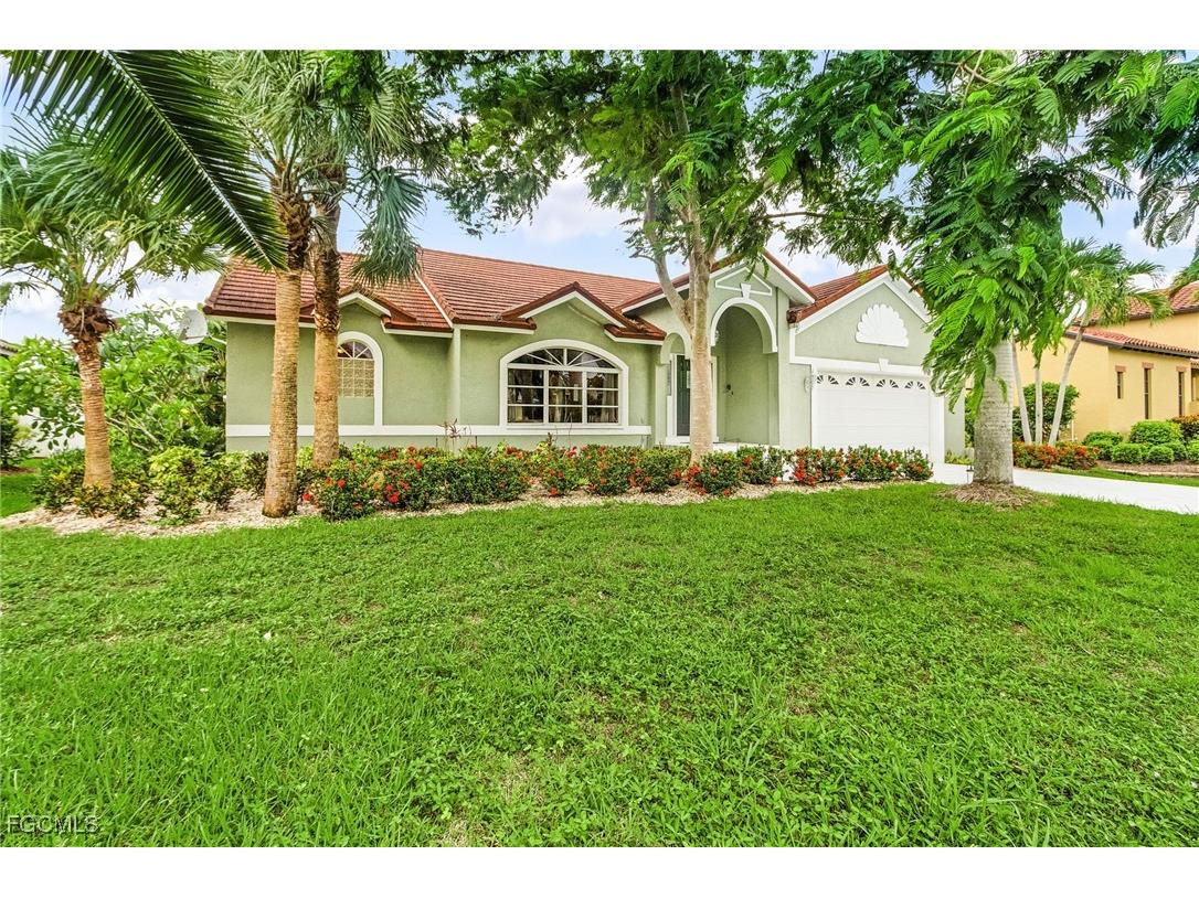 8549 S Lake Circle Fort Myers FL 33908 2025014171 image3
