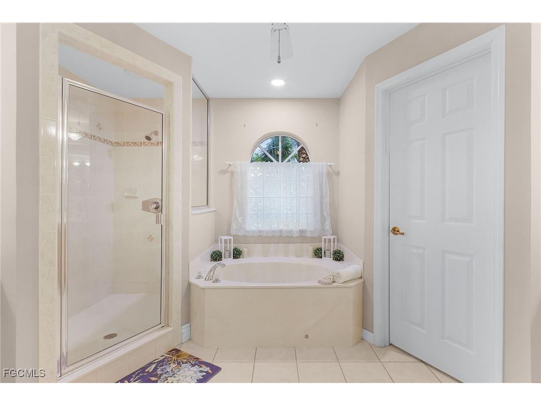 8549 S Lake Circle Fort Myers FL 33908 2025014171 image30