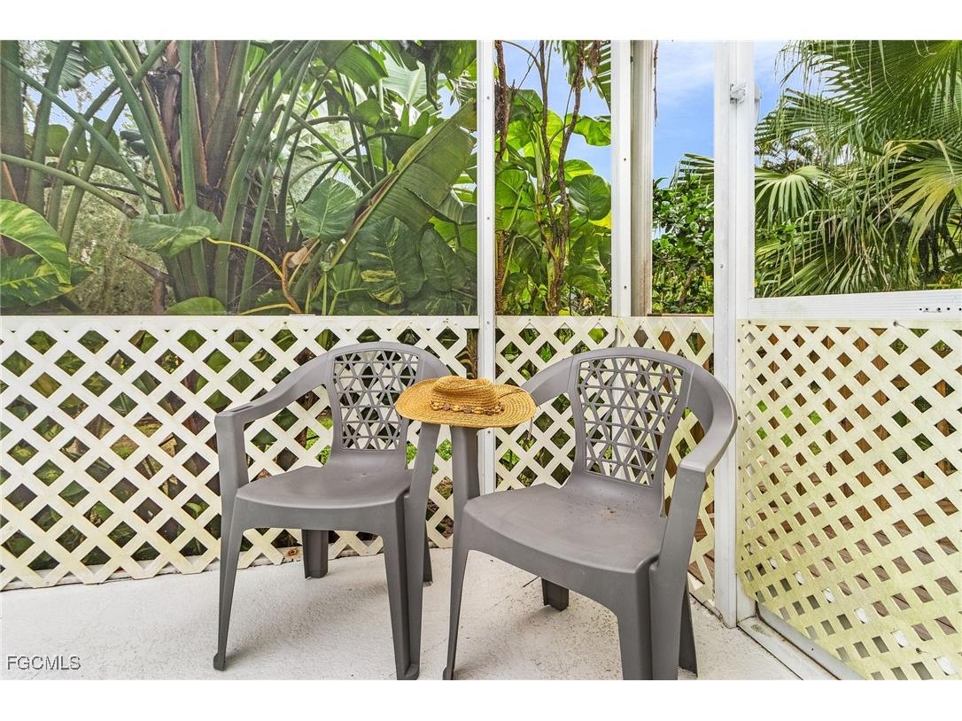 8549 S Lake Circle Fort Myers FL 33908 2025014171 image36