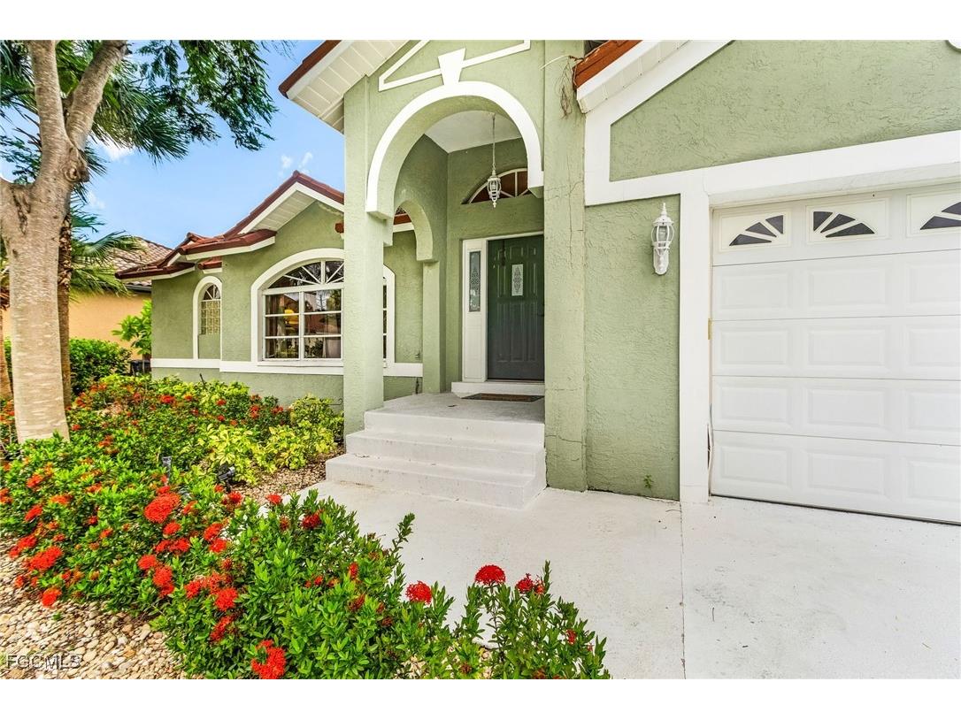 8549 S Lake Circle Fort Myers FL 33908 2025014171 image4