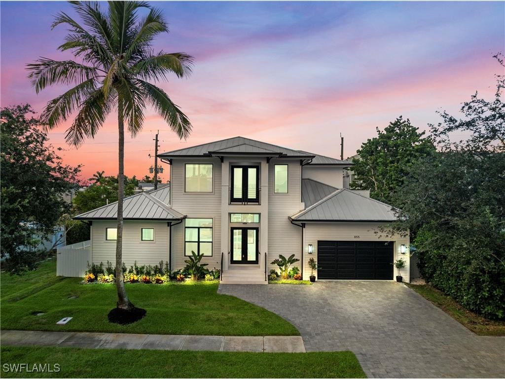 855 10th Street N Naples FL 34102 225057622 image1