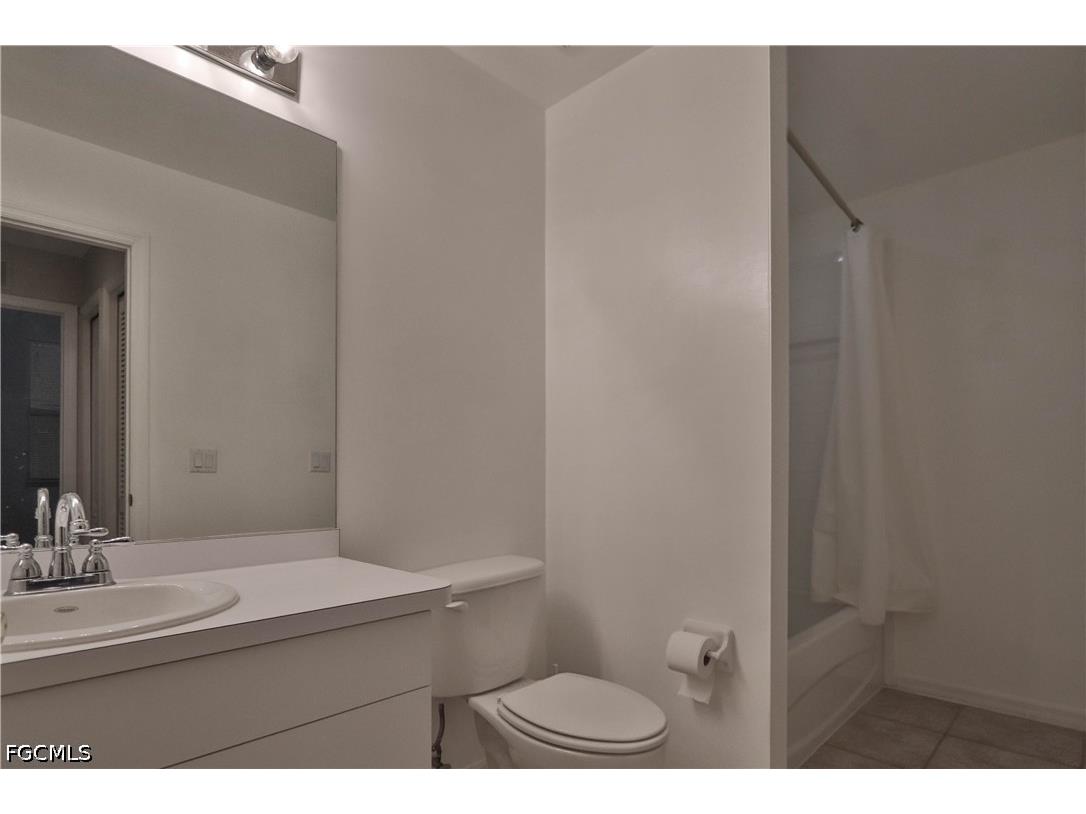 8550 Kingbird Loop #615 Estero FL 33967 2026025492 image6