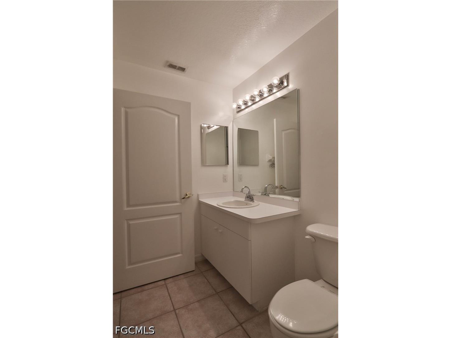8550 Kingbird Loop #615 Estero FL 33967 2026025492 image8
