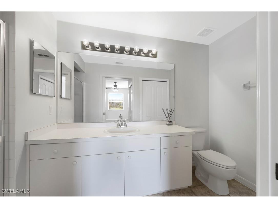 8550 Kingbird Loop #615 Estero FL 33967 225074361 image5