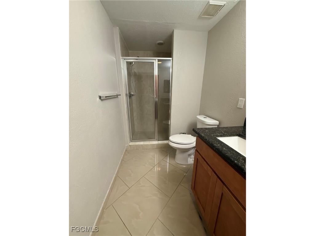 8555 Bernwood Cove Loop #103 Fort Myers FL 33966 2025026386 image12