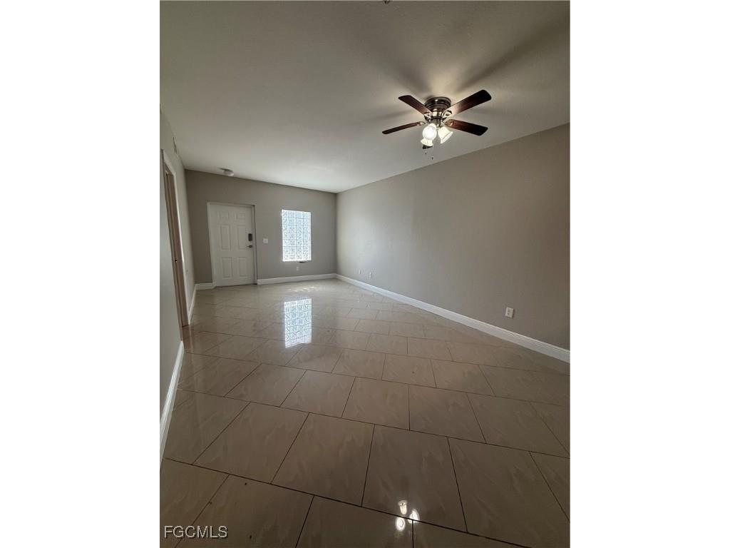 8555 Bernwood Cove Loop #103 Fort Myers FL 33966 2025026386 image4
