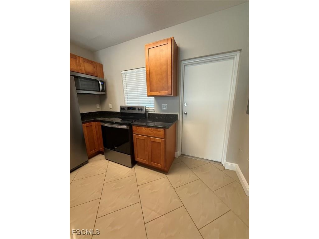 8555 Bernwood Cove Loop #103 Fort Myers FL 33966 2025026386 image7