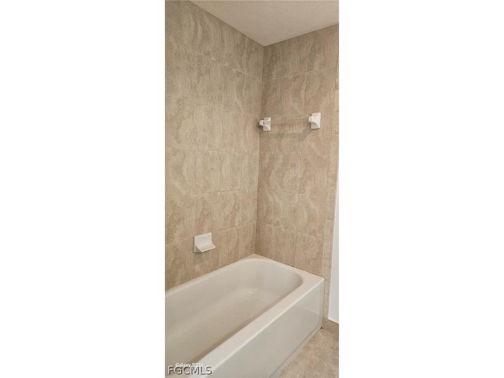 8555 Bernwood Cove Loop #109 Fort Myers FL 33966 2026004721 image21