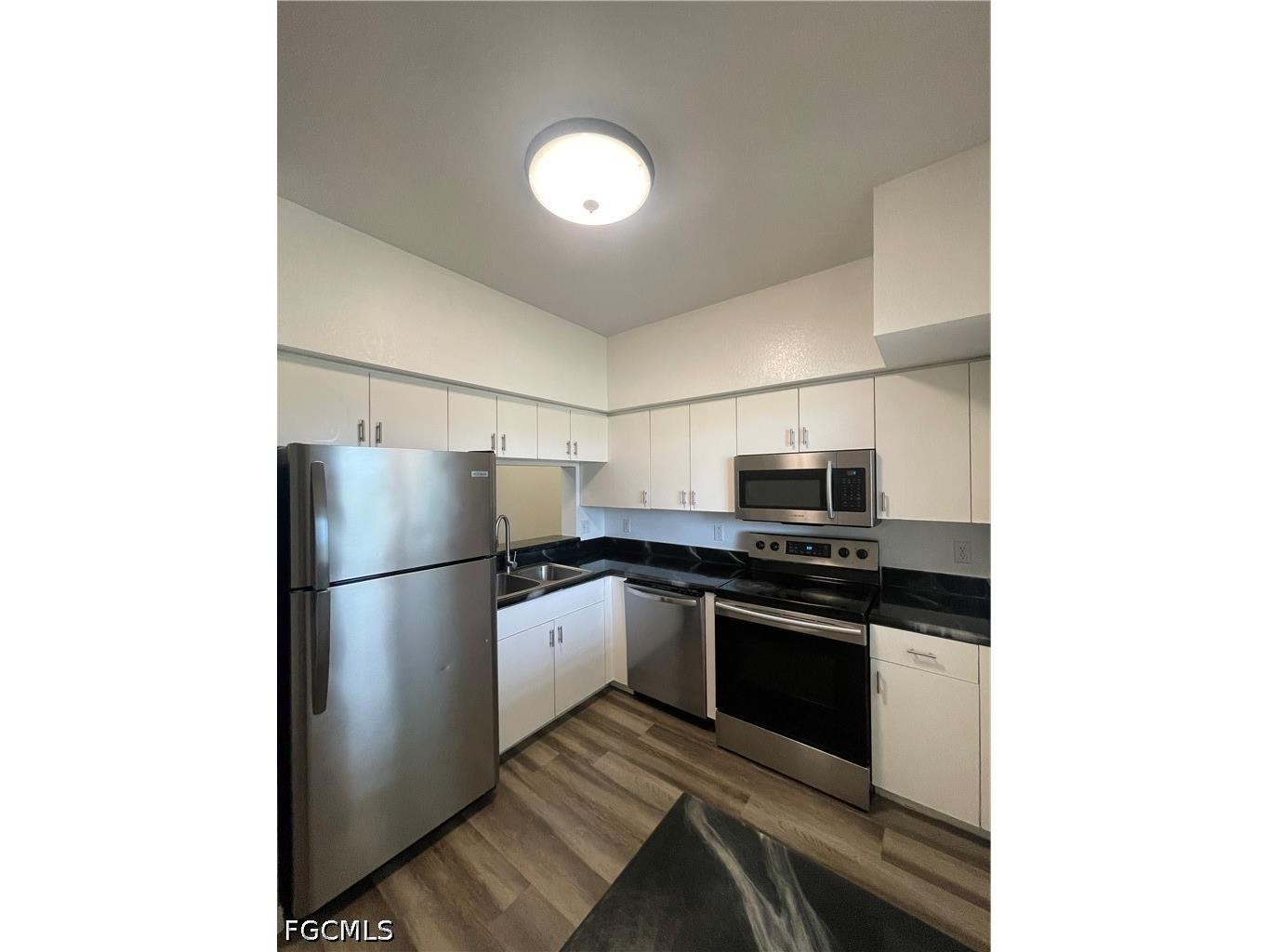 8555 Bernwood Cove Loop #112 Fort Myers FL 33966 2026016347 image21