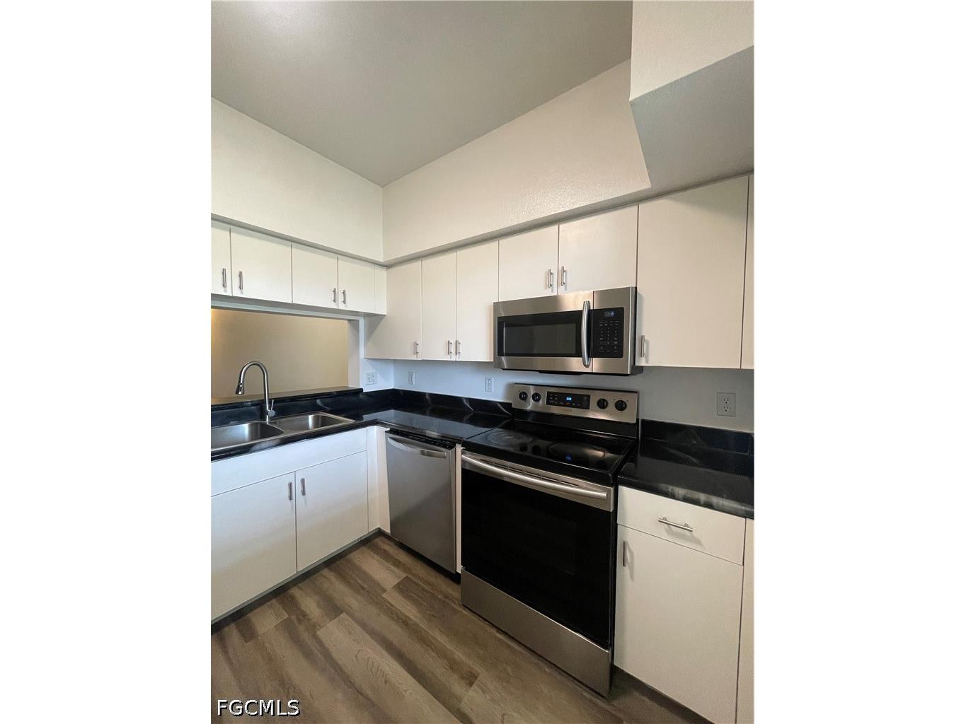 8555 Bernwood Cove Loop #112 Fort Myers FL 33966 2026016347 image22