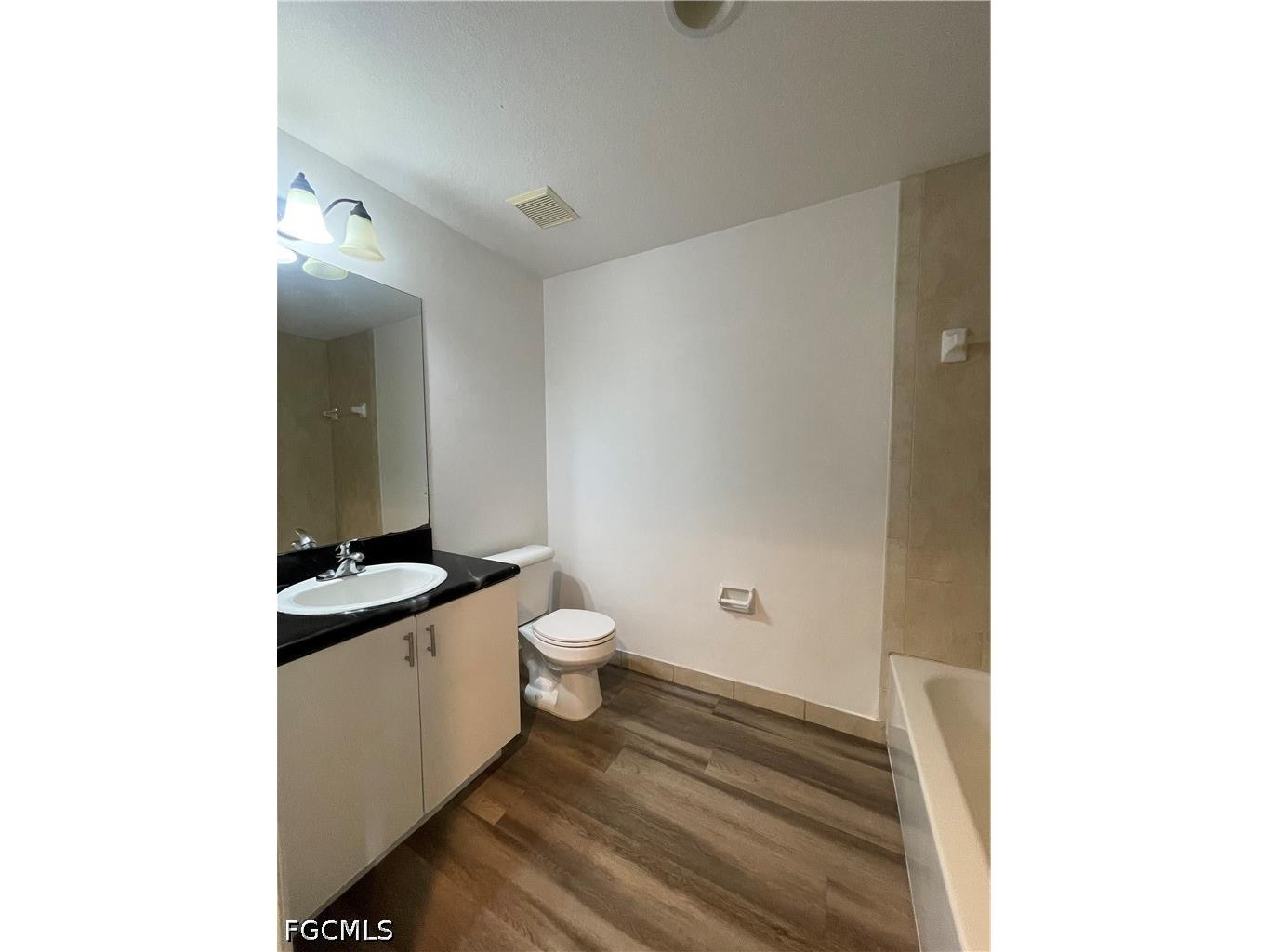 8555 Bernwood Cove Loop #112 Fort Myers FL 33966 2026016347 image35