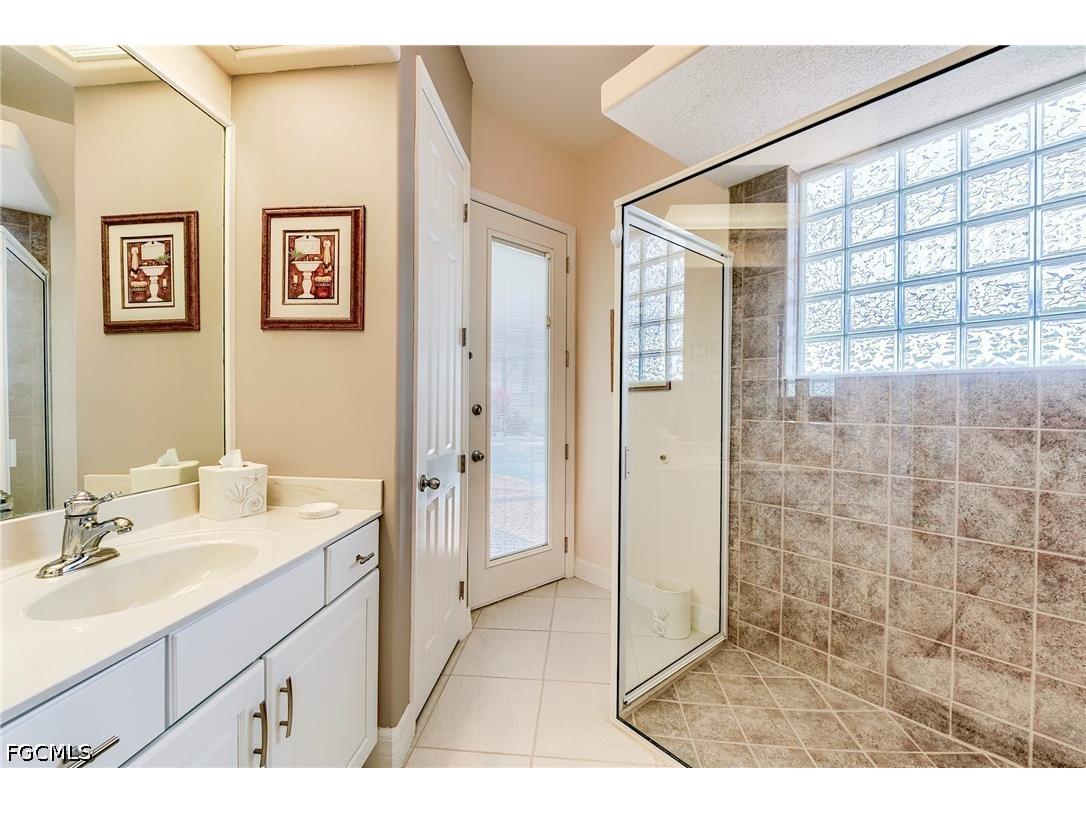 8555 Southwind Bay Circle Fort Myers FL 33908 2026018415 image29