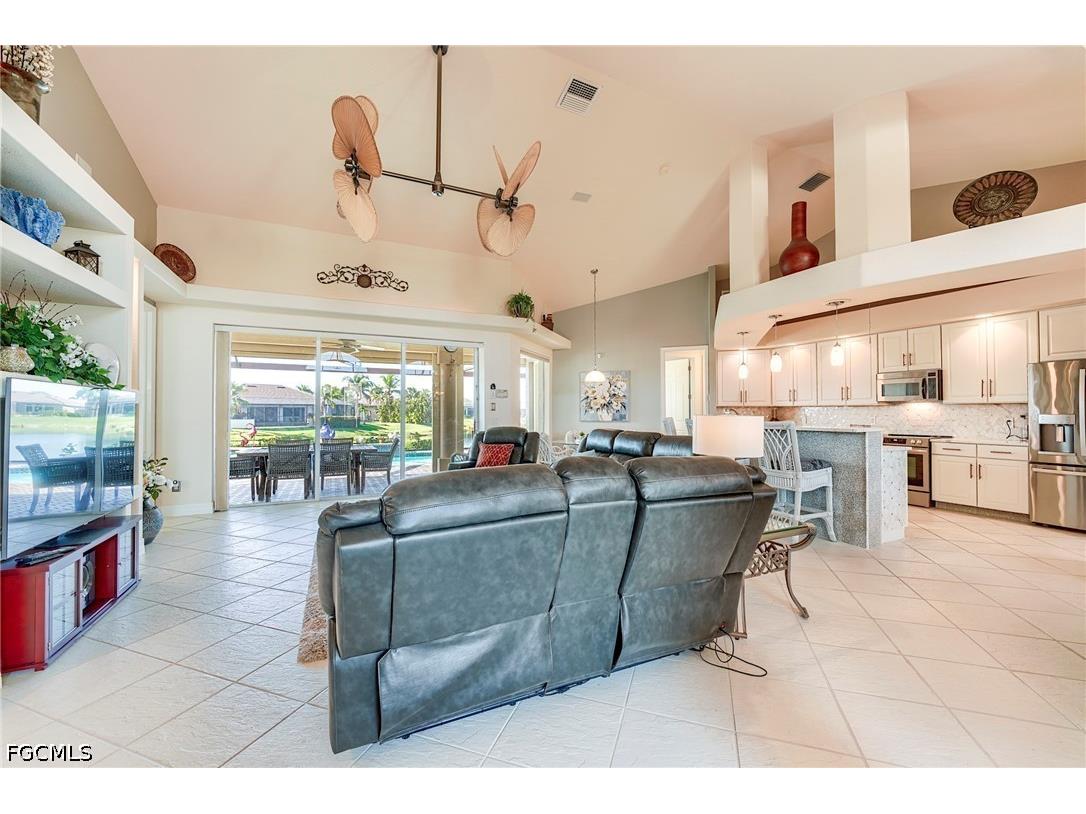 8555 Southwind Bay Circle Fort Myers FL 33908 2026018415 image7