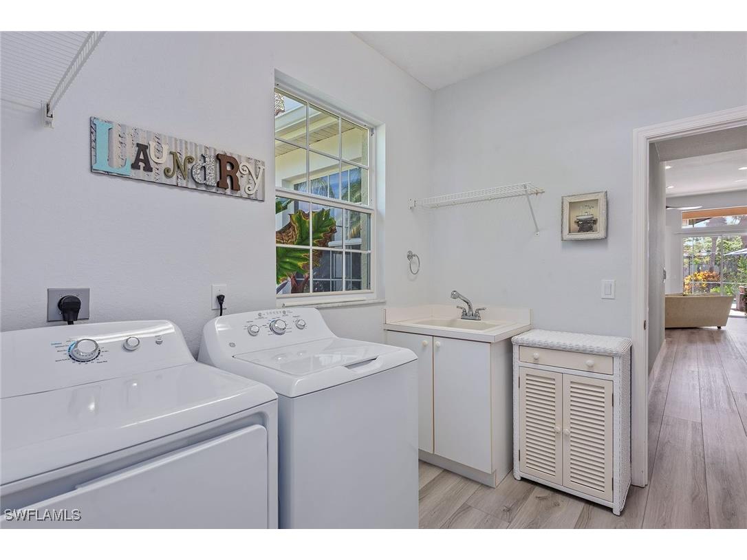 8556 Pepper Tree Way Naples FL 34114 225056203 image20