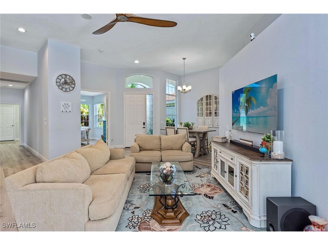 8556 Pepper Tree Way Naples FL 34114 225056203 image6