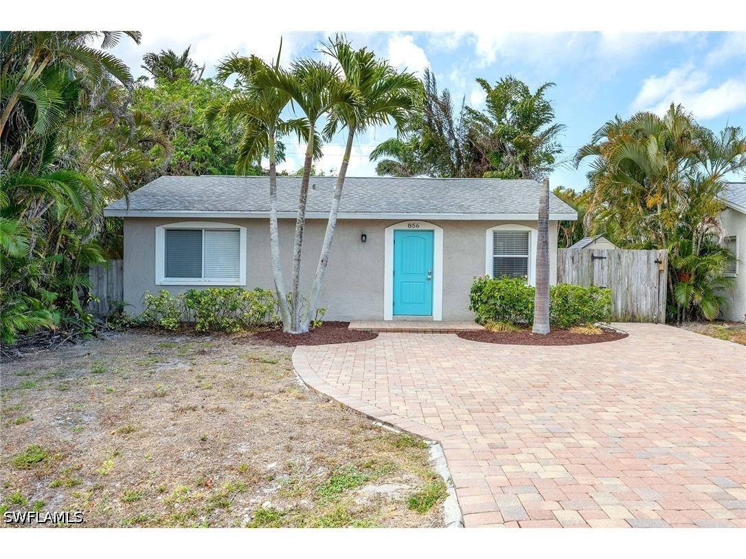 856 104th Avenue N Naples FL 34108 226021099 image1