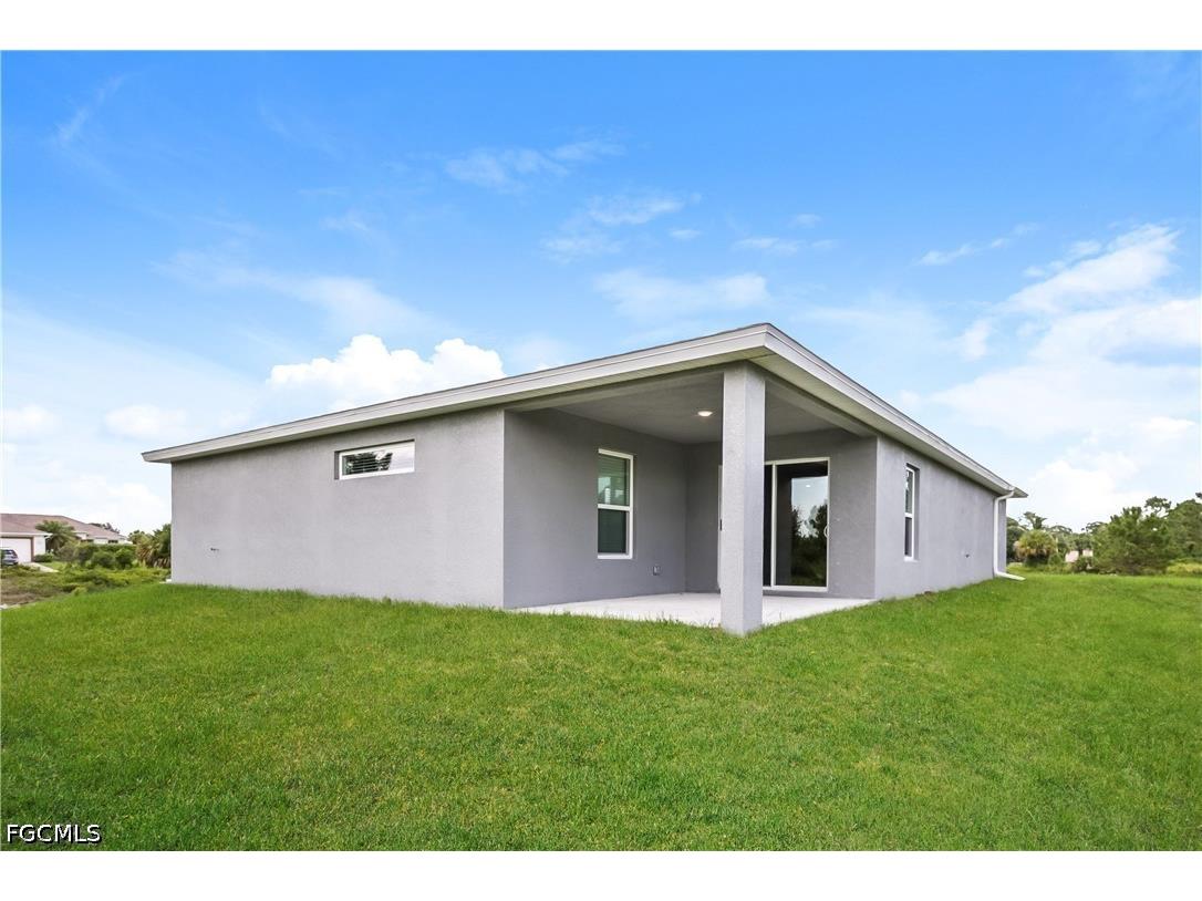 856 Anchor Street E Lehigh Acres FL 33974 2026029571 image15