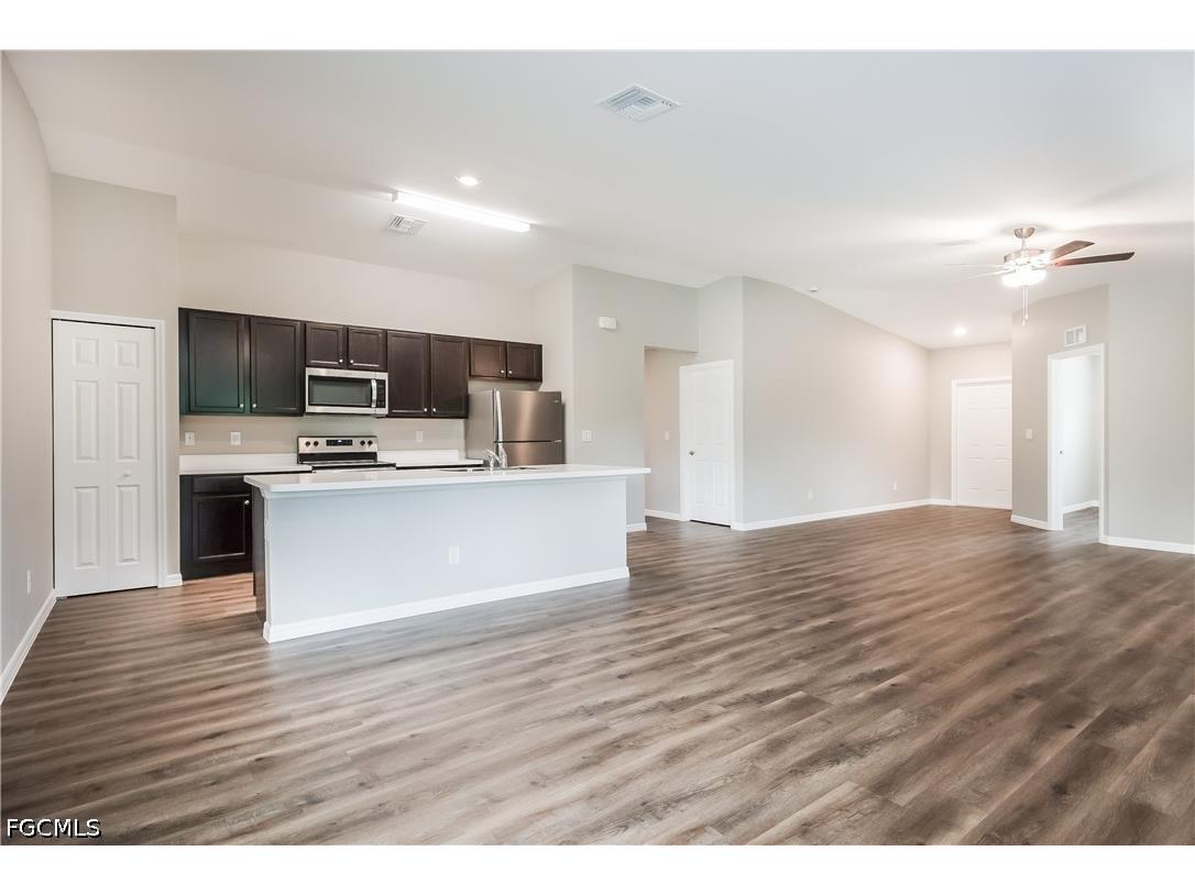 856 Anchor Street E Lehigh Acres FL 33974 2026029571 image5