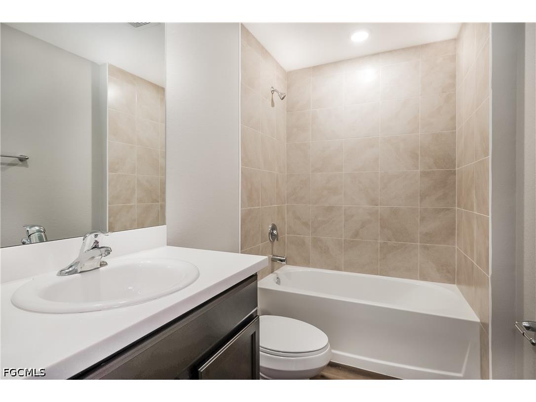 856 Anchor Street E Lehigh Acres FL 33974 2026029571 image8