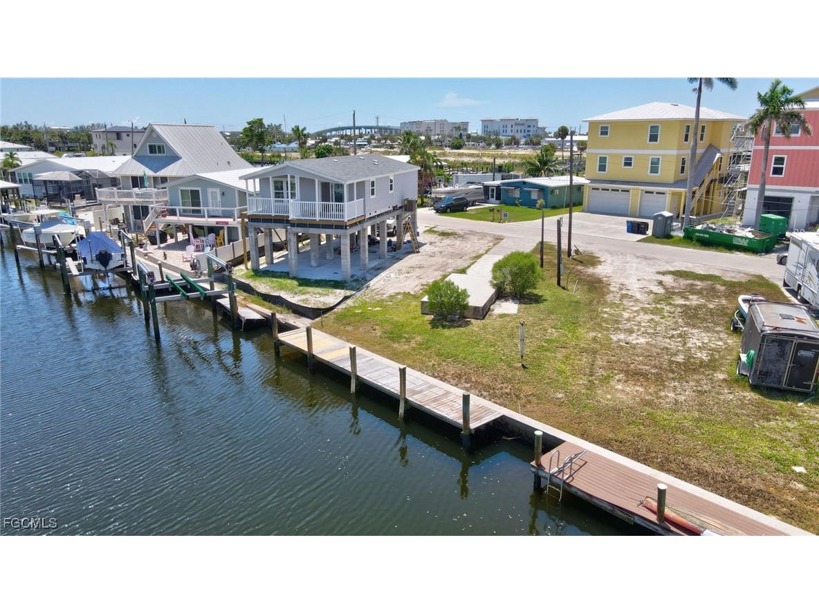 856 Oak Street Fort Myers Beach FL 33931 2025006484 image11