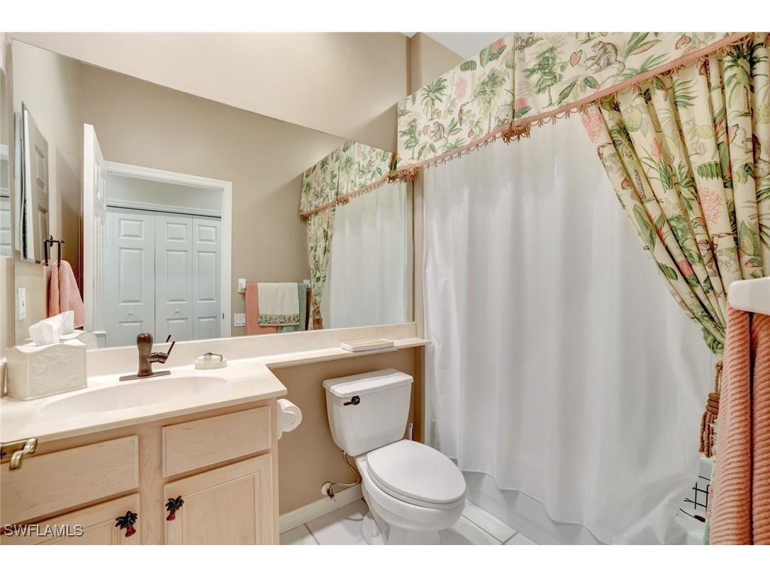 8560 Danbury Boulevard #202 Naples FL 34120 225049278 image13