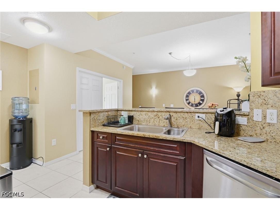 8560 Violeta Street #204 Estero FL 34135 2026028943 image10