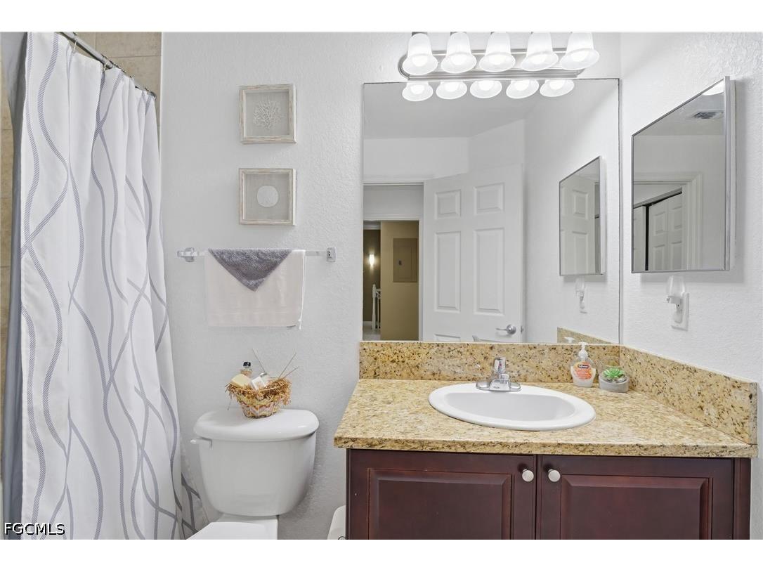8560 Violeta Street #204 Estero FL 34135 2026028943 image21