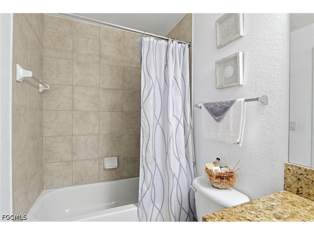 8560 Violeta Street #204 Estero FL 34135 2026028943 image22