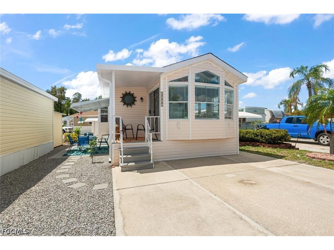 8564 Firwood Drive Estero FL 33928 2026016414 image1