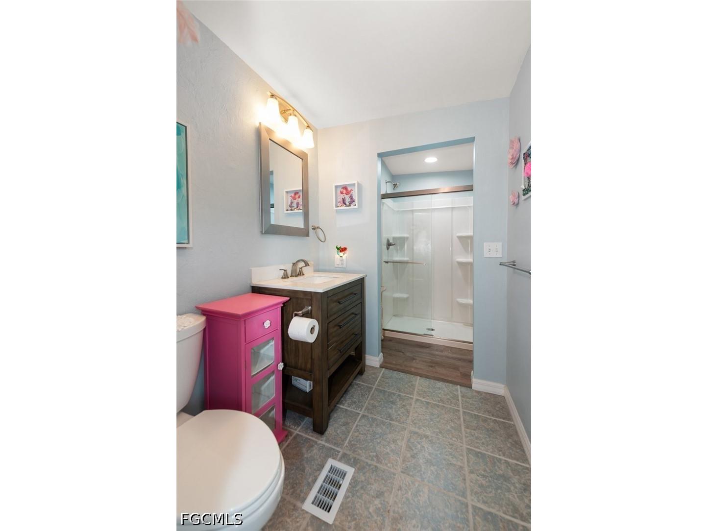 8564 Firwood Drive Estero FL 33928 2026016414 image10