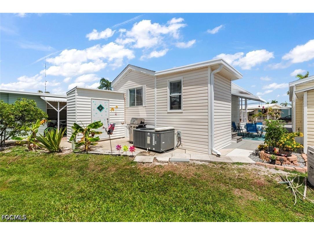 8564 Firwood Drive Estero FL 33928 2026016414 image17