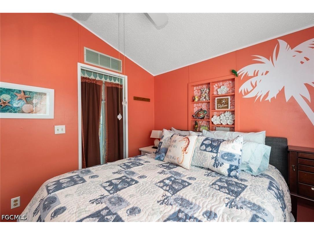 8564 Firwood Drive Estero FL 33928 2026016414 image9