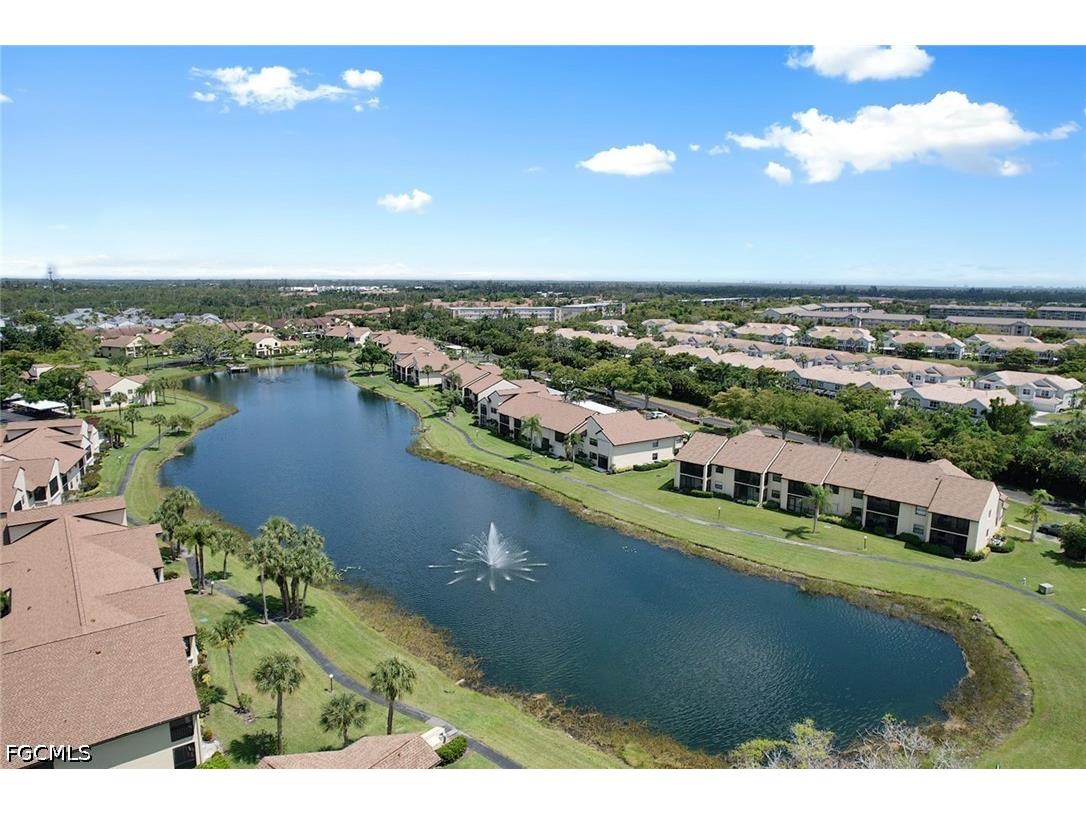 8565 Charter Club Circle #6 Fort Myers FL 33919 2026026824 image2