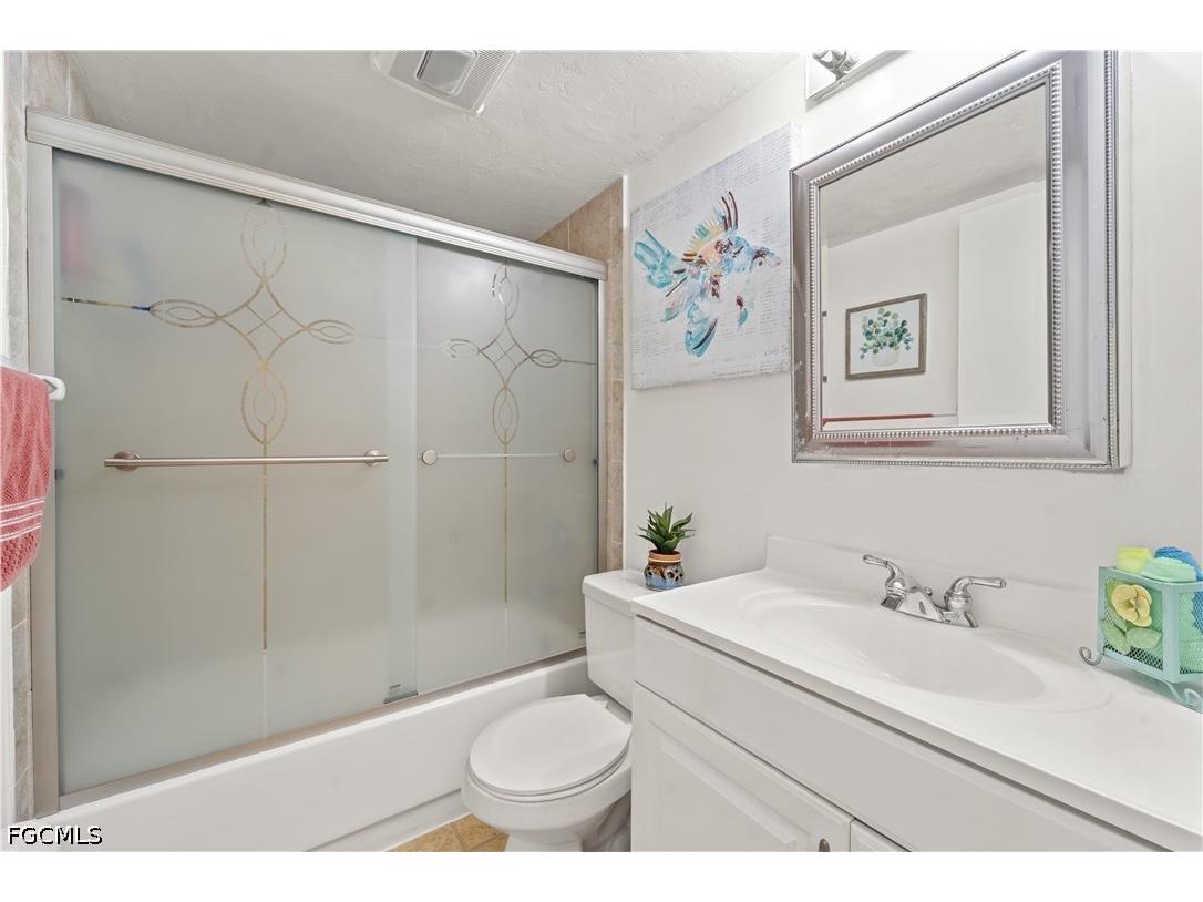 8565 Charter Club Circle #6 Fort Myers FL 33919 2026026824 image23