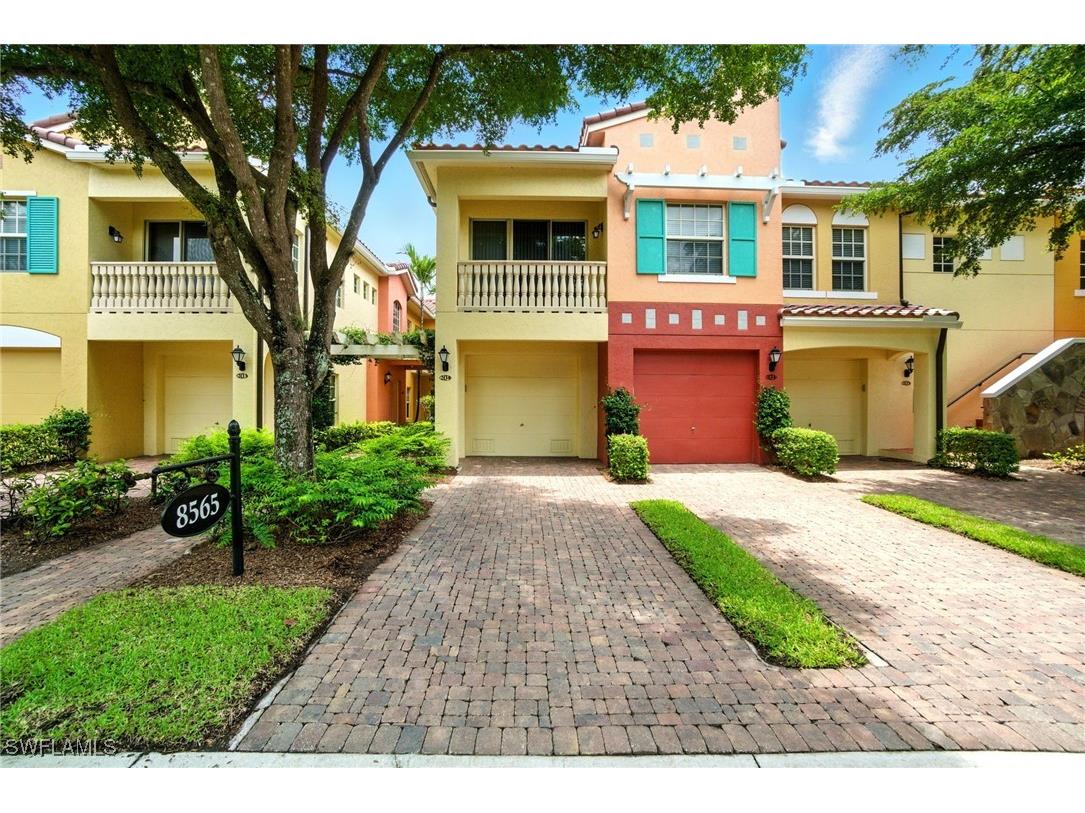 8565 Via Garibaldi Circle #204 Estero FL 33928 225060031 image1