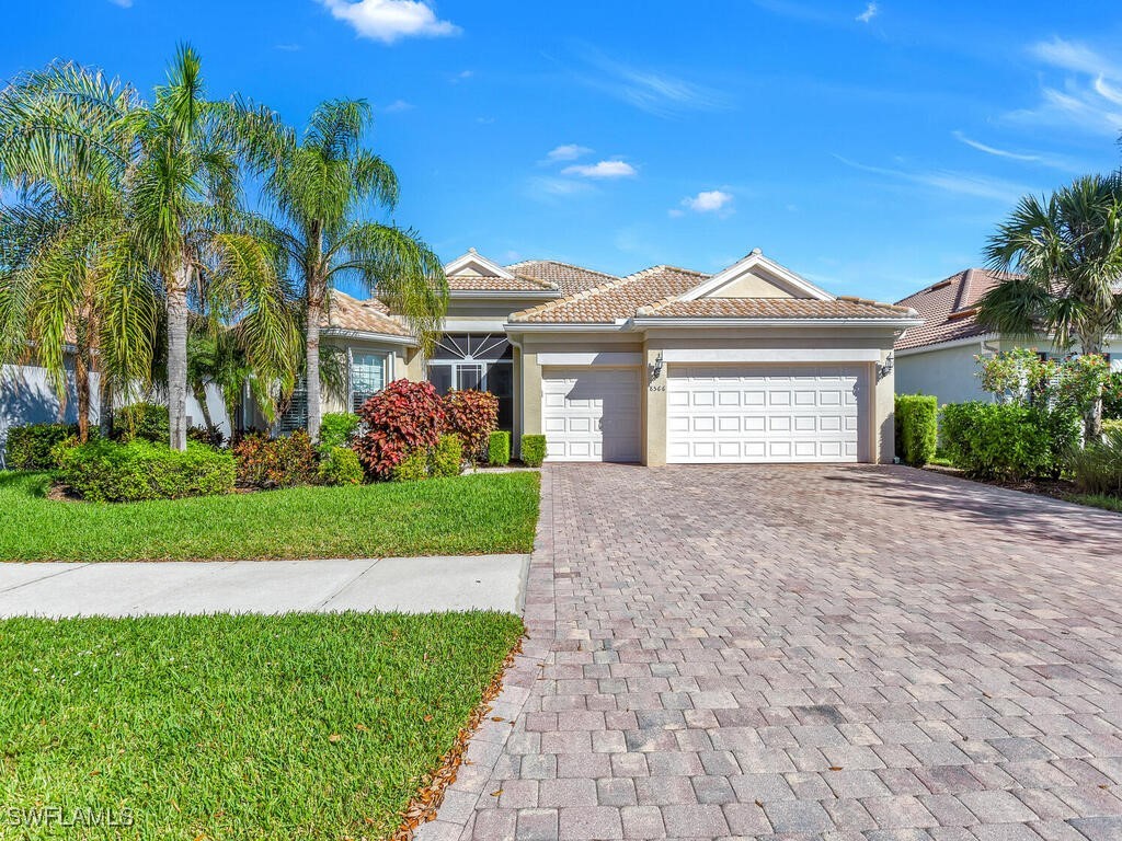 8566 Veronawalk Circle Naples FL 34114 224090993 image1