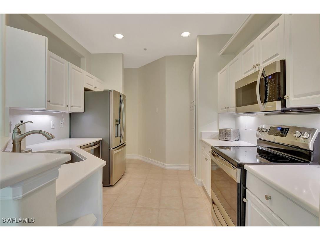 857 Carrick Bend Circle #101 Naples FL 34110 225077509 image12