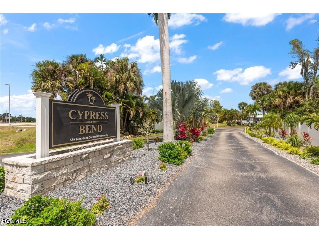 8571 Firwood Drive Estero FL 33928 2026021024 image18