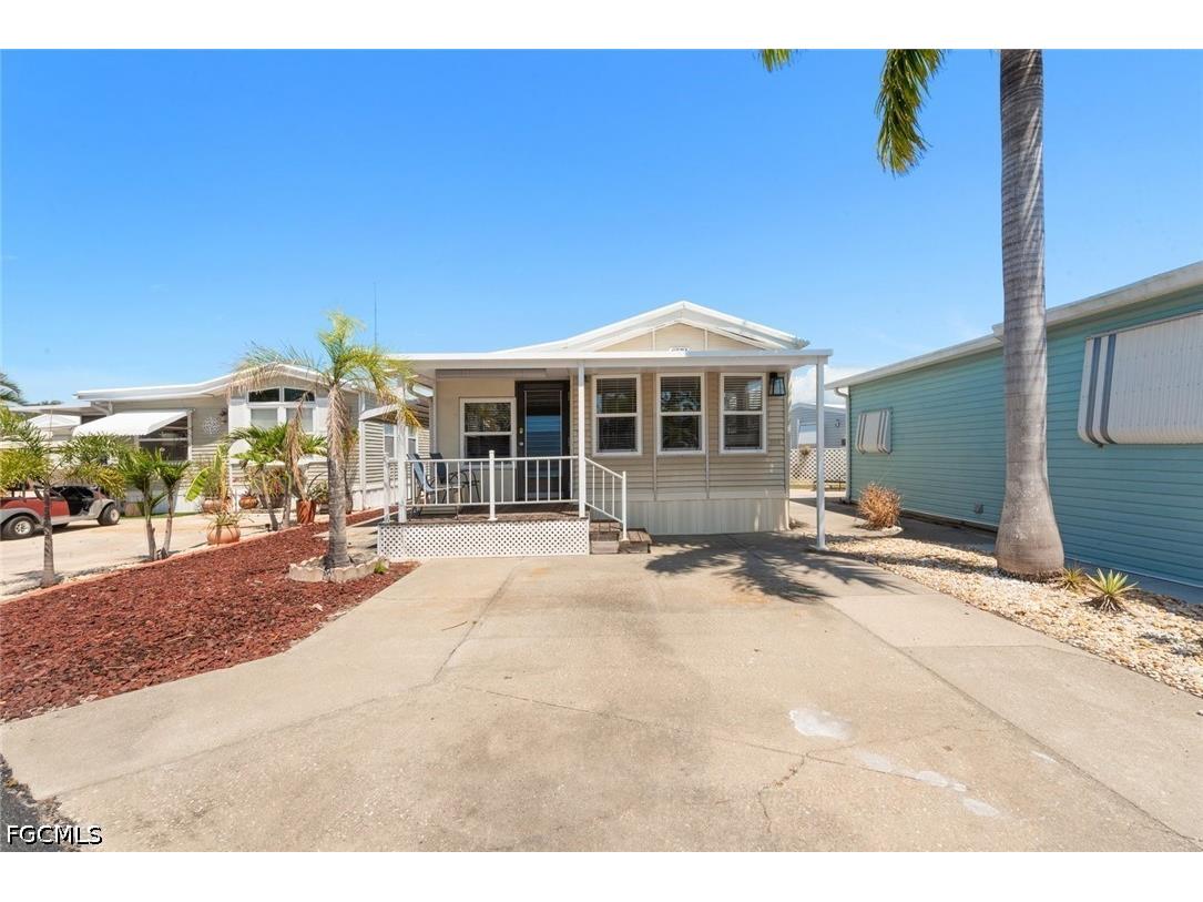 8571 Firwood Drive Estero FL 33928 2026021024 image2