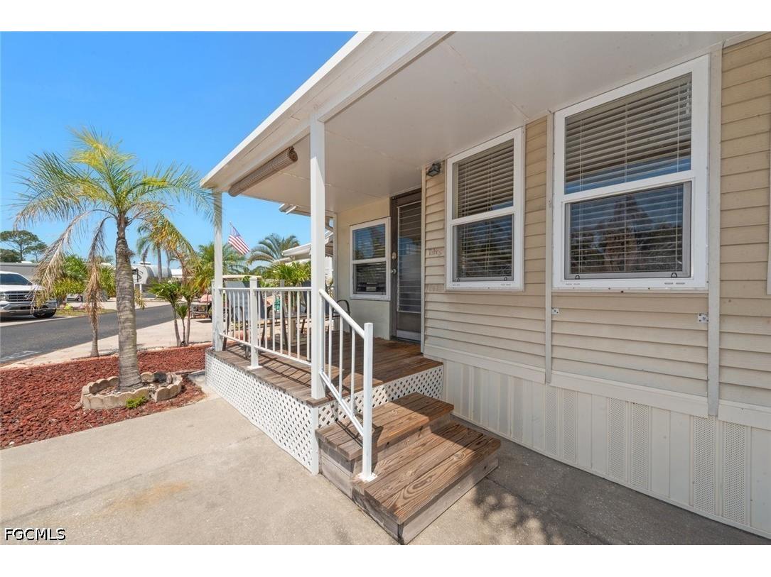 8571 Firwood Drive Estero FL 33928 2026021024 image3