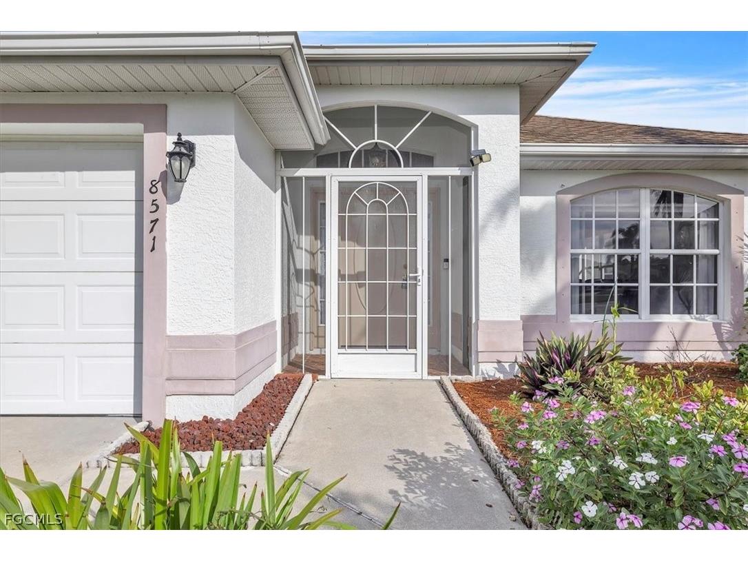 8571 Gassner Way Lehigh Acres FL 33972 2026006708 image1
