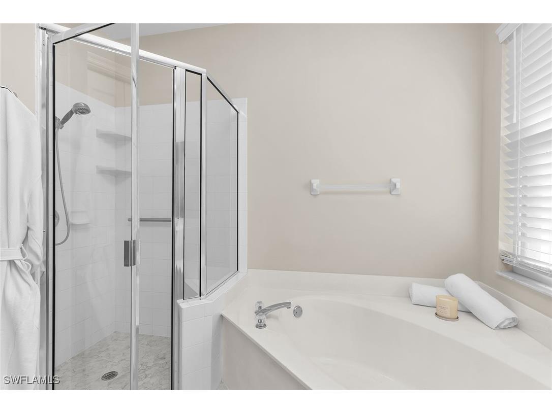 8574 Pepper Tree Way Naples FL 34114 225068323 image16